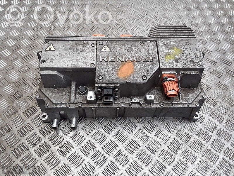 Inversor/convertidor de voltaje   296093666R