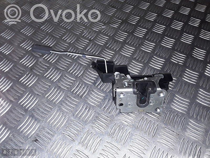Dacia Duster Etuoven lukko 