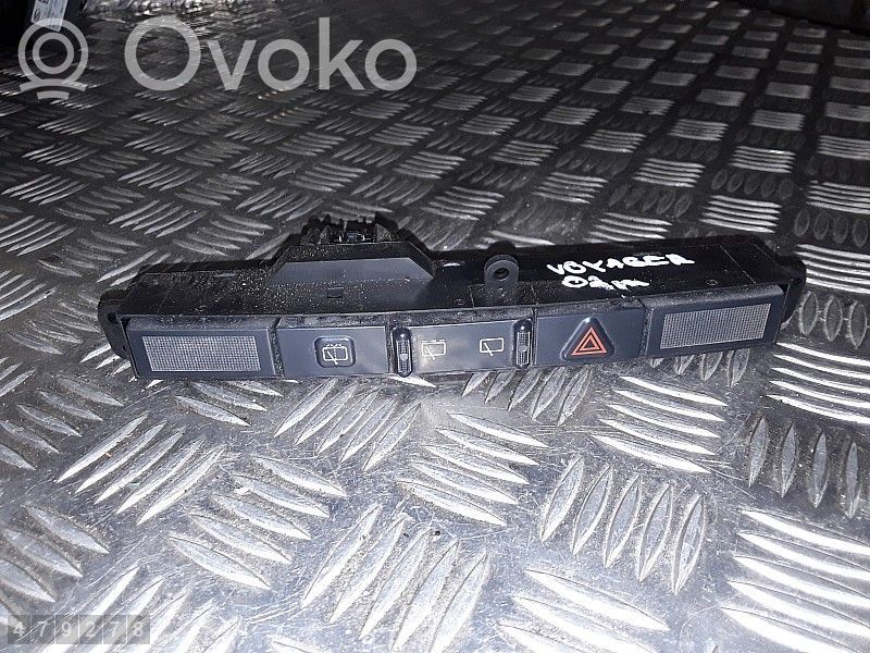 Botón interruptor de luz de peligro   04685925AA