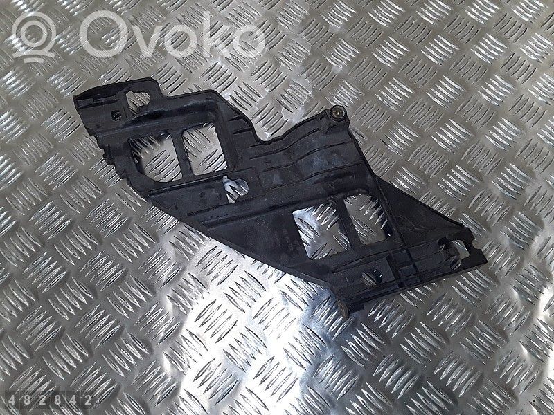 Volkswagen Golf VI Uchwyt / Mocowanie lampy przedniej 