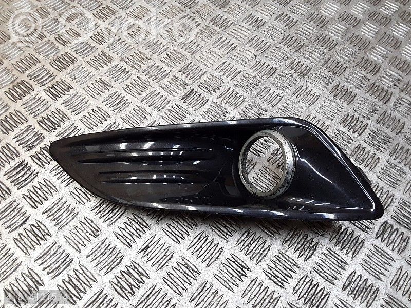 Ford Fiesta Etusumuvalon ritilä