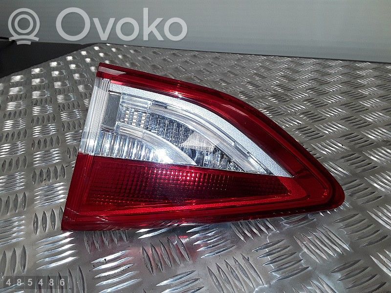 Ford Kuga II Luces portón trasero/de freno 