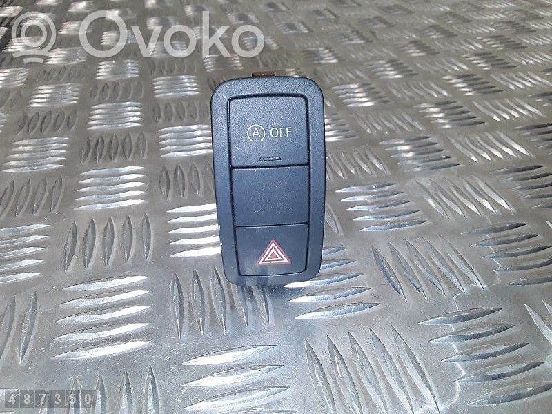 Hazard light switch   8X0959672G