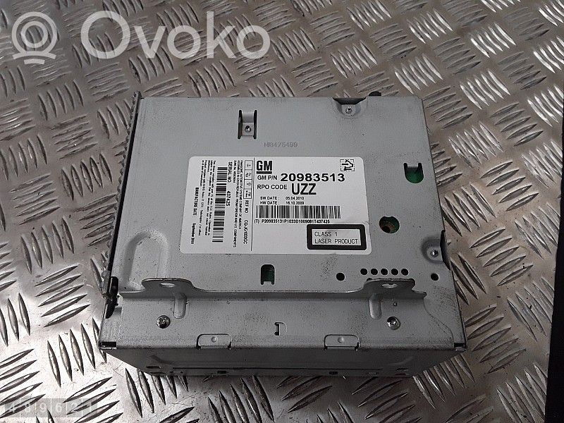 Panel / Radioodtwarzacz CD/DVD/GPS   20983513,P209835131