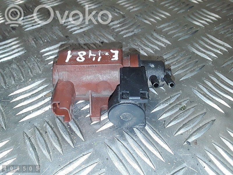 Válvula de vacío   6G9Q9F882CA
