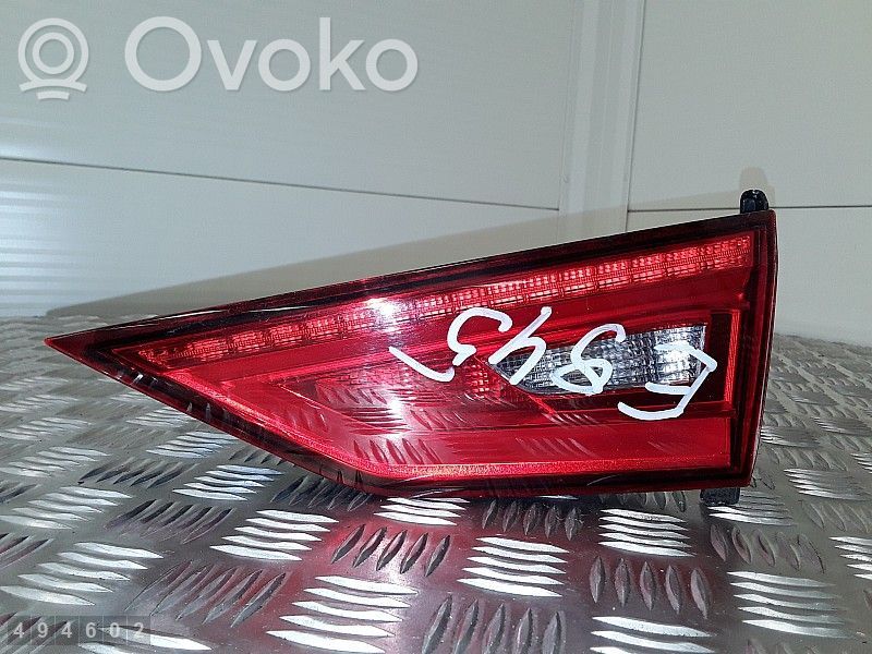 Audi A3 S3 8V Lampy tylnej klapy bagażnika 
