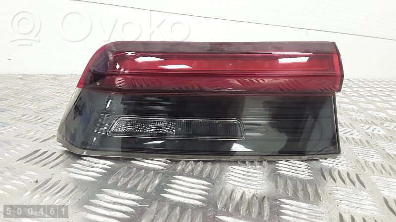 BMW 3 G20 G21 Lampy tylnej klapy bagażnika 