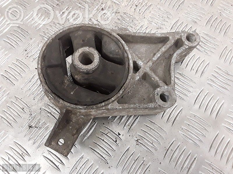 Opel Vectra C Engine mount bracket 