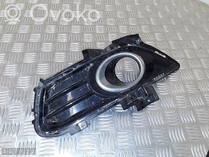 Etusäleikkö   DS7319953