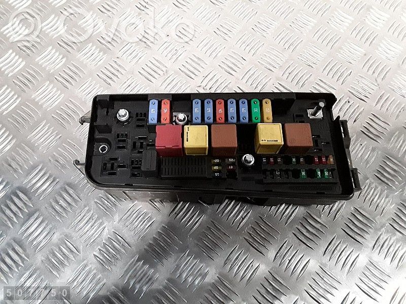 Opel Vectra C Modul siguranțe 