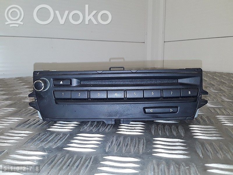 Radio / CD-Player / DVD-Player / Navigation   922634701