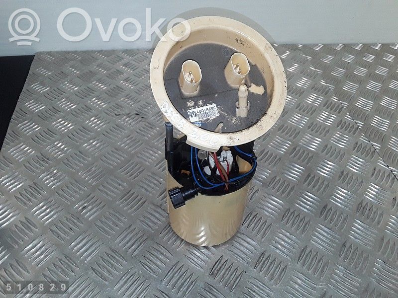 BMW 1 E81 E87 Pompe à carburant 