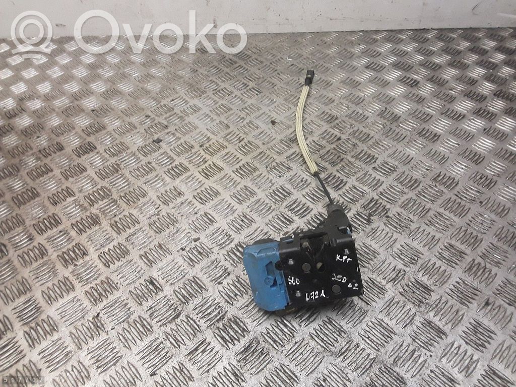 Etuoven lukko