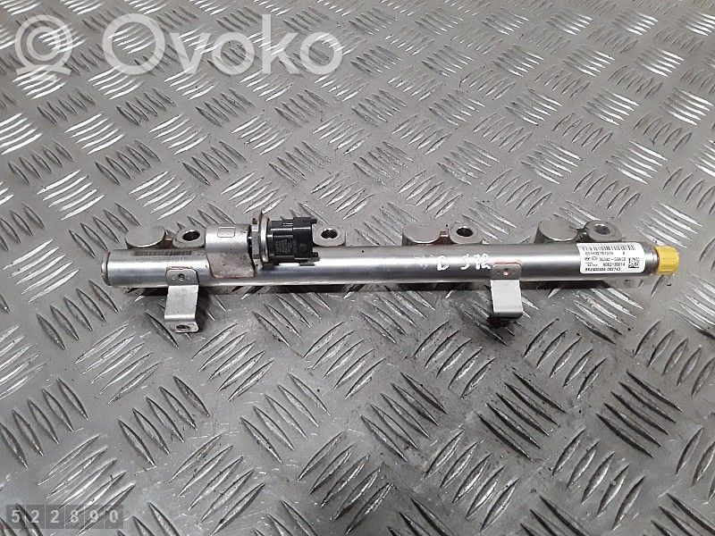 Hyundai i30 Fuel main line pipe 