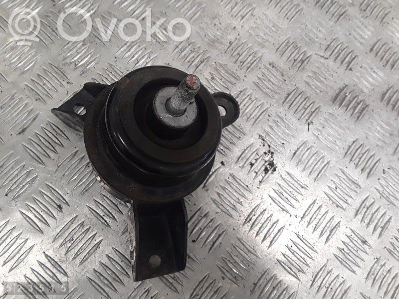 Hyundai i20 (PB PBT) Engine mount bracket 