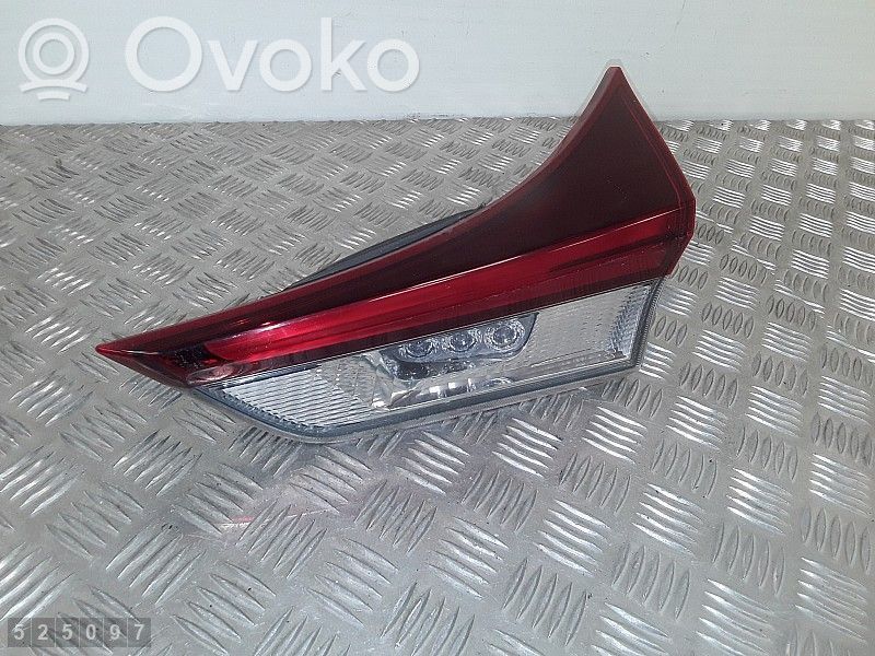 Toyota Auris E180 Takaluukun takavalot 