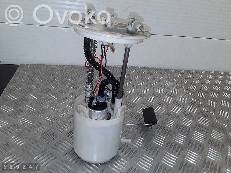 Mitsubishi Outlander Bomba interna de combustible 