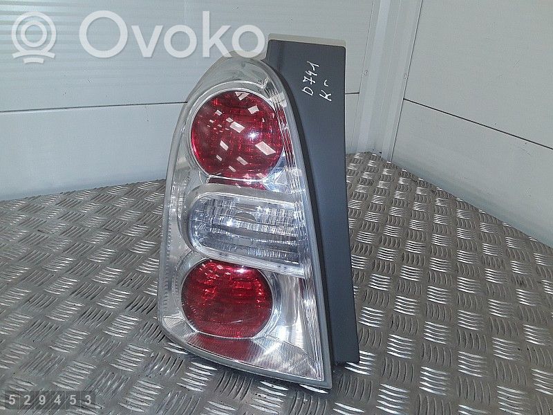 Toyota Corolla Verso E121 Takavalot 