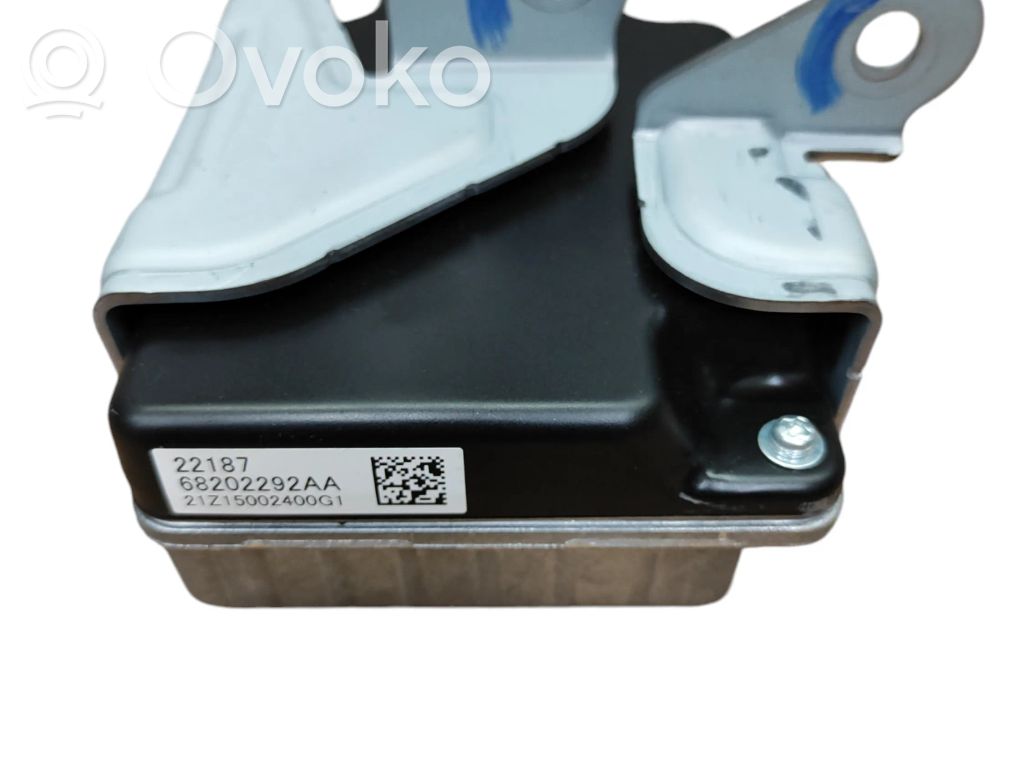 Jeep Compass Voltage converter/converter module 