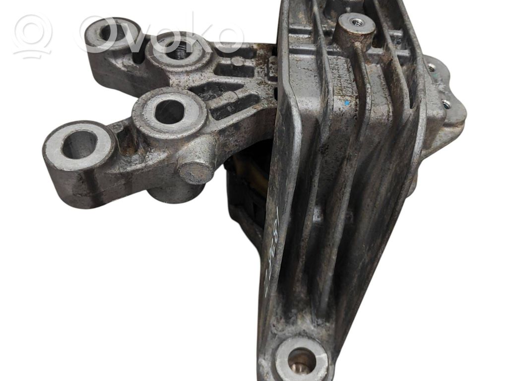 Engine mount bracket   68237965AF,68237965AF
