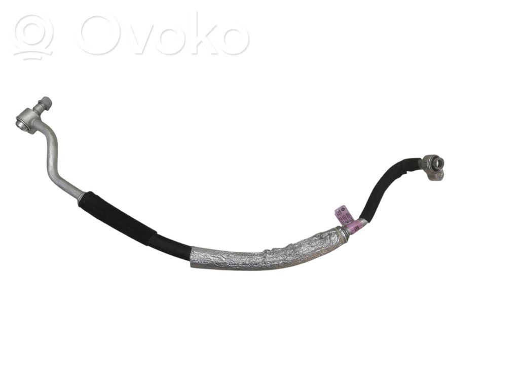Ilmastointilaitteen putki (A/C)   68217218AD,68217218AE