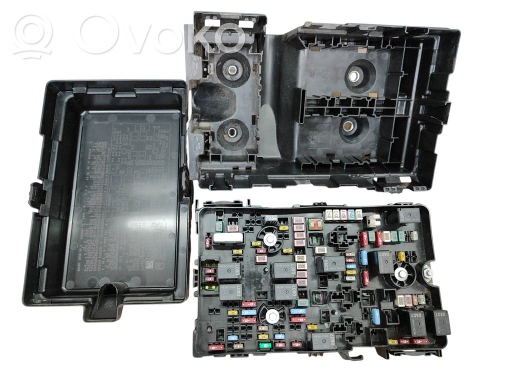 Chrysler Pacifica Set scatola dei fusibili 