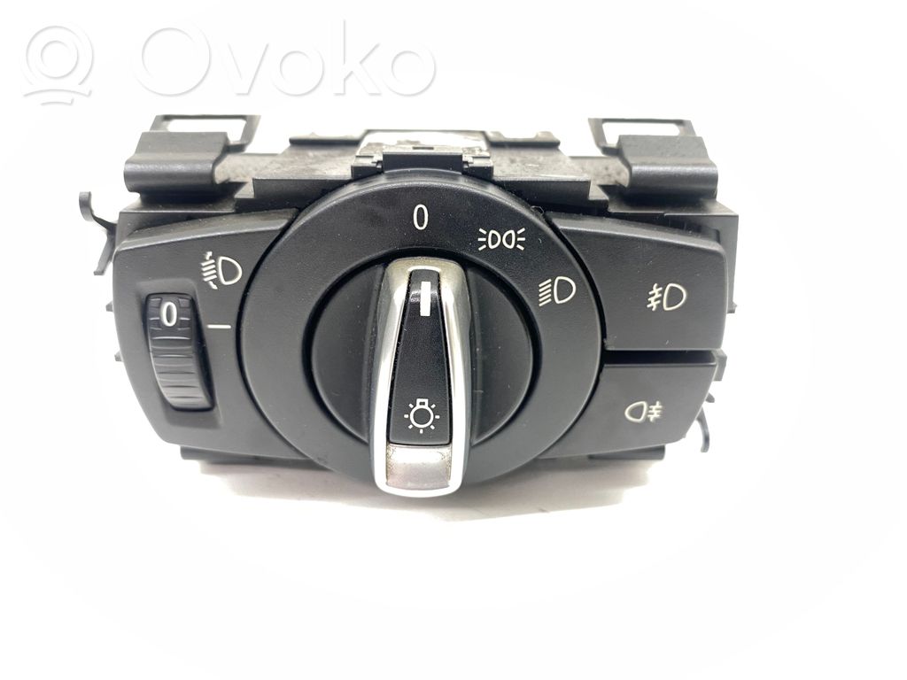 Light switch   9169405