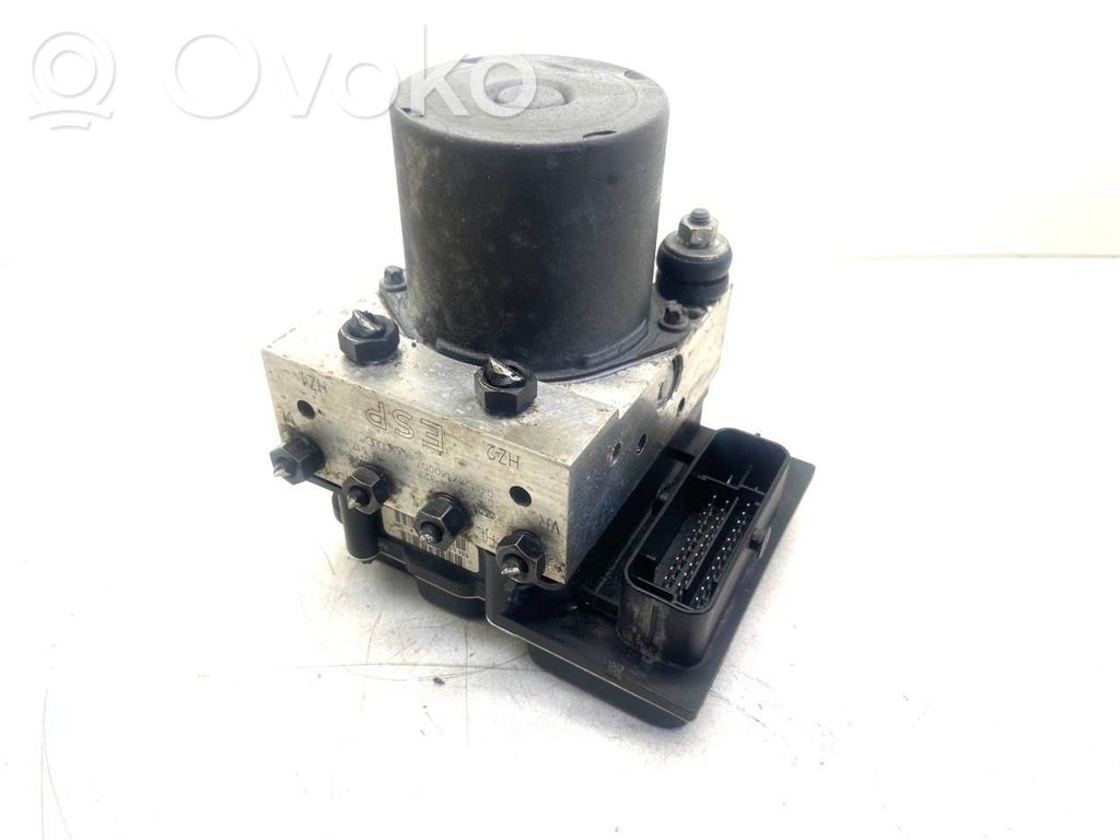 Audi A4 S4 B7 8E 8H ABS-pumppu 