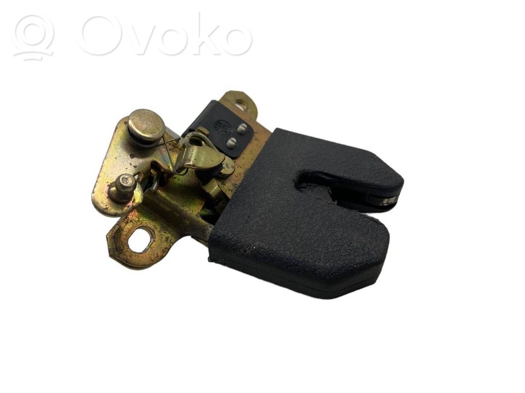 Volkswagen Bora Tailgate/trunk/boot lock/catch/latch 