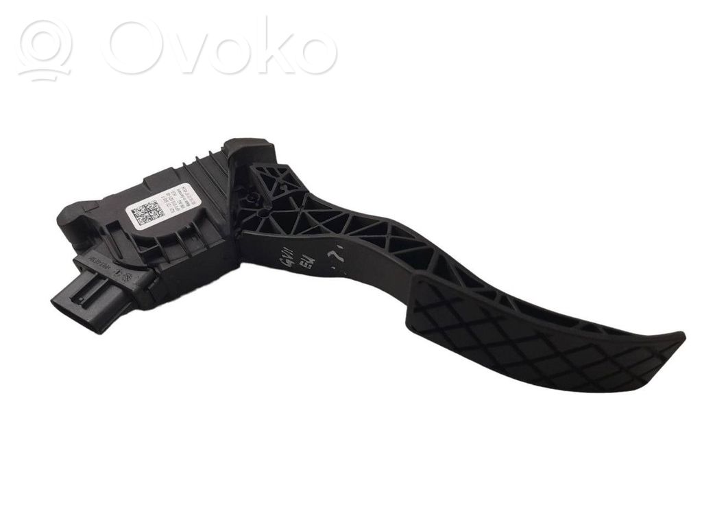 Volkswagen Golf VII Accelerator throttle pedal 