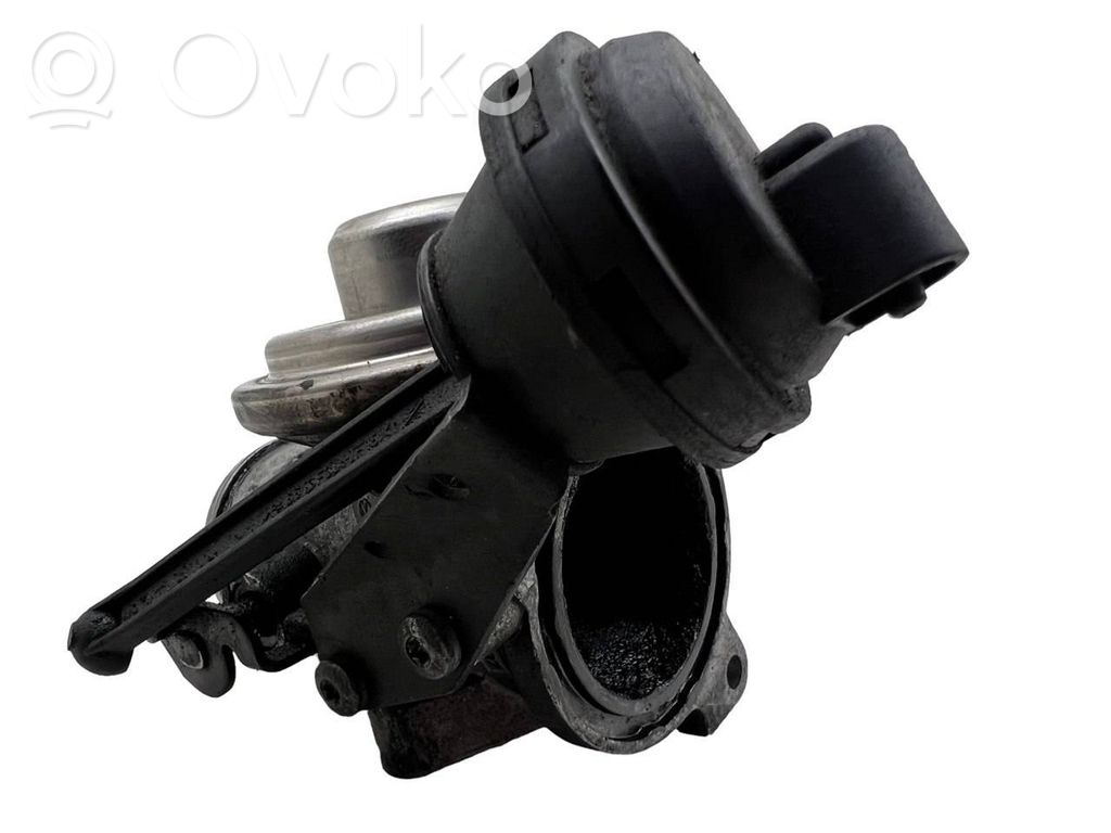Volkswagen Touareg I EGR valve 