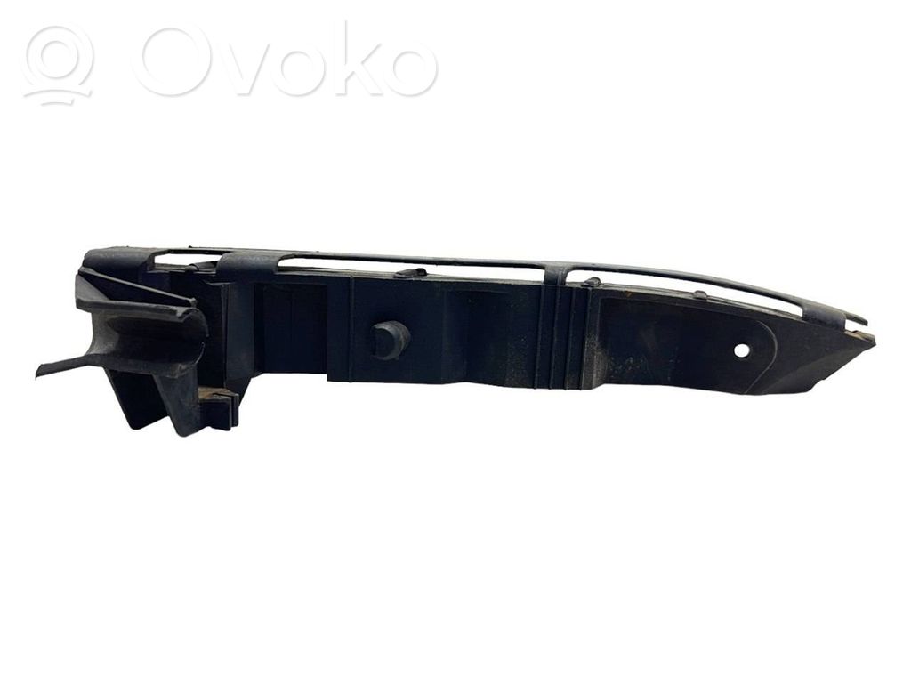Front bumper mounting bracket   8L0807184D