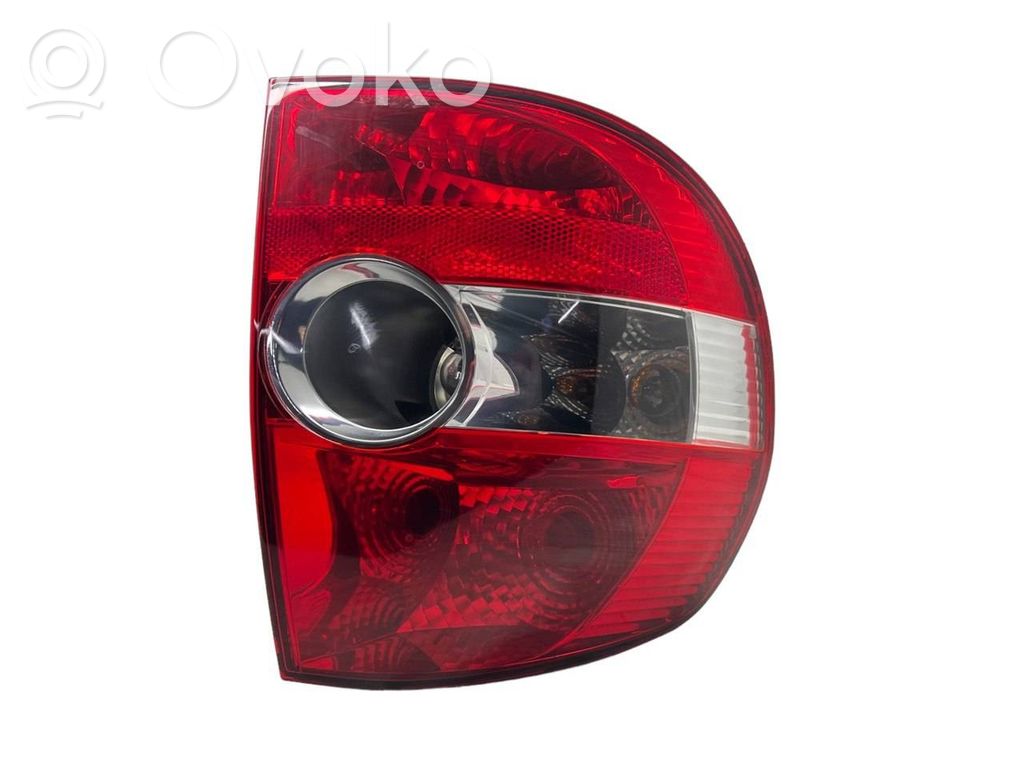 Volkswagen Fox Aizmugurējais lukturis virsbūvē 