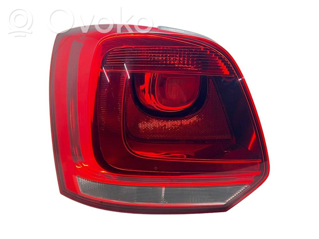 Volkswagen Polo V 6R Lampa tylna 