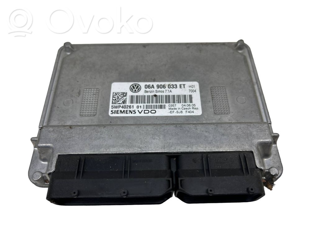 Engine control unit/module   06A906033ET,5WP40261