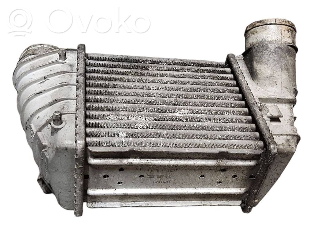 Audi TT Mk1 Interkūlerio radiatorius 