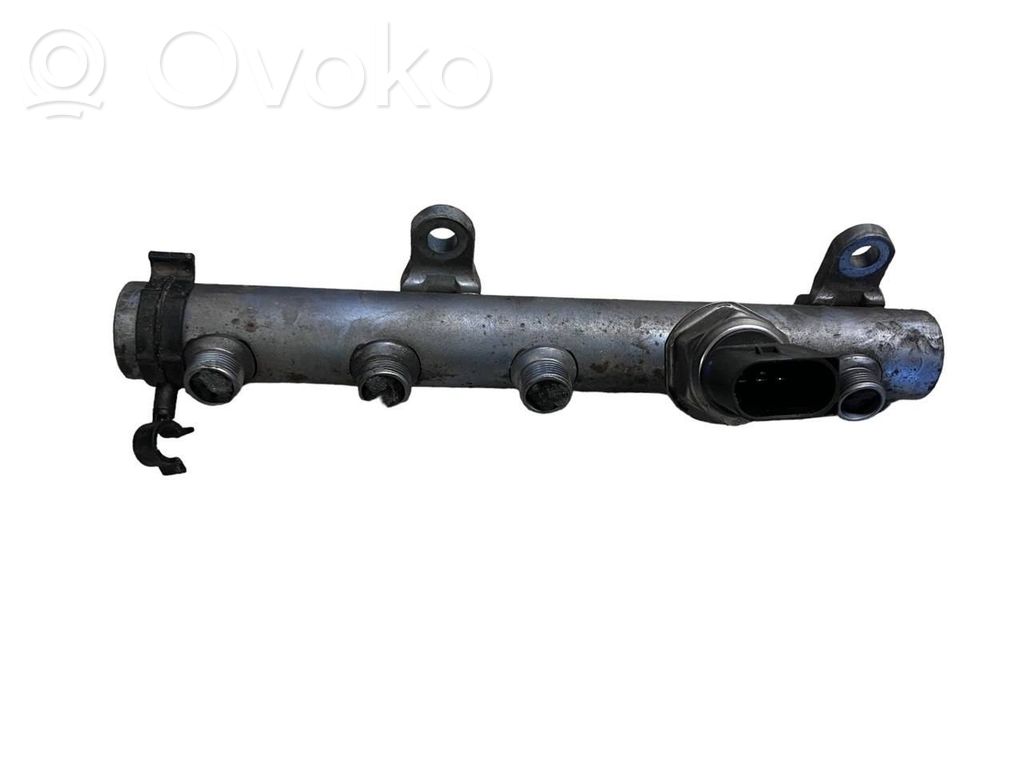 Polttoainepääputki   059130089AB