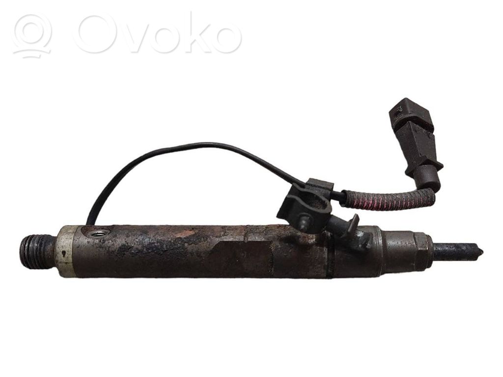 Volkswagen Golf IV Inyector de combustible 