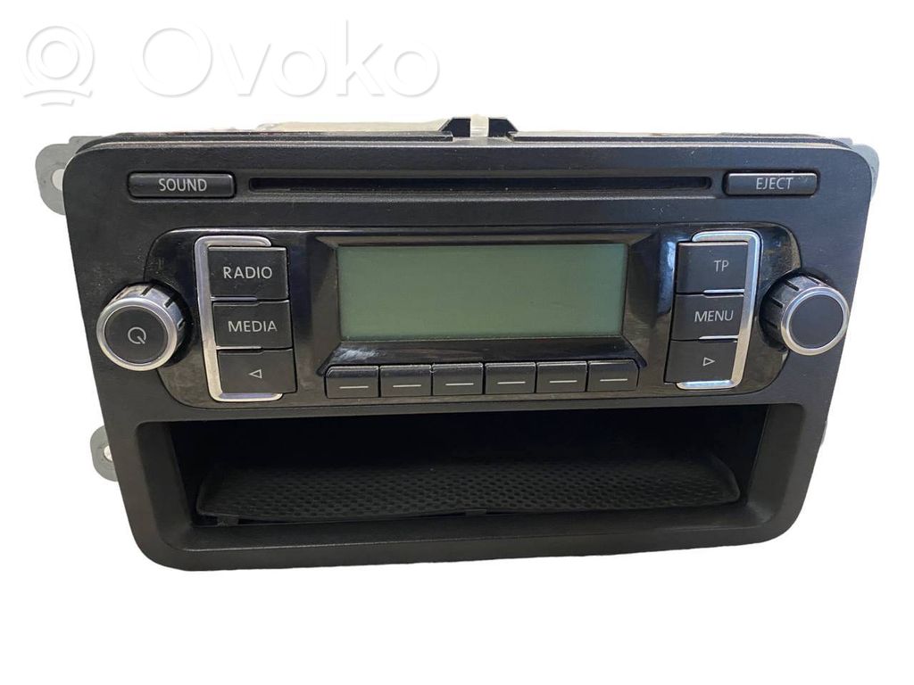 Volkswagen PASSAT B6 Unidad delantera de radio/CD/DVD/GPS 