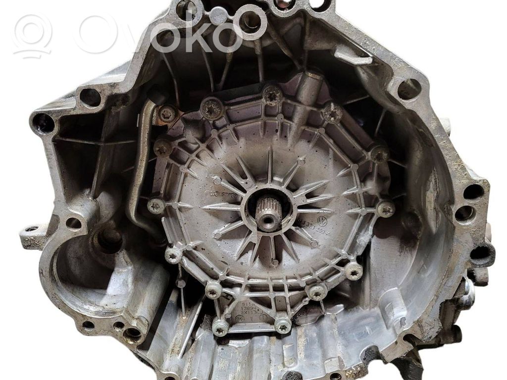 Audi A4 S4 B6 8E 8H Automātiska pārnesumkārba 