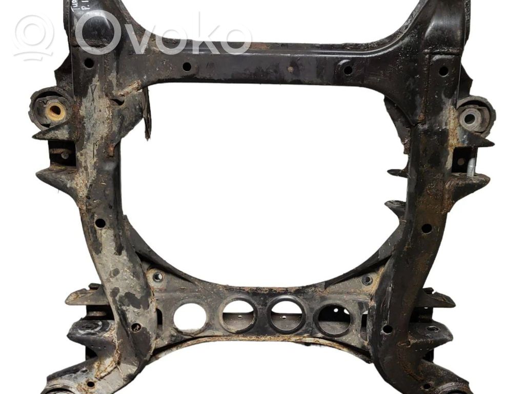 Volkswagen Touareg II Front subframe 