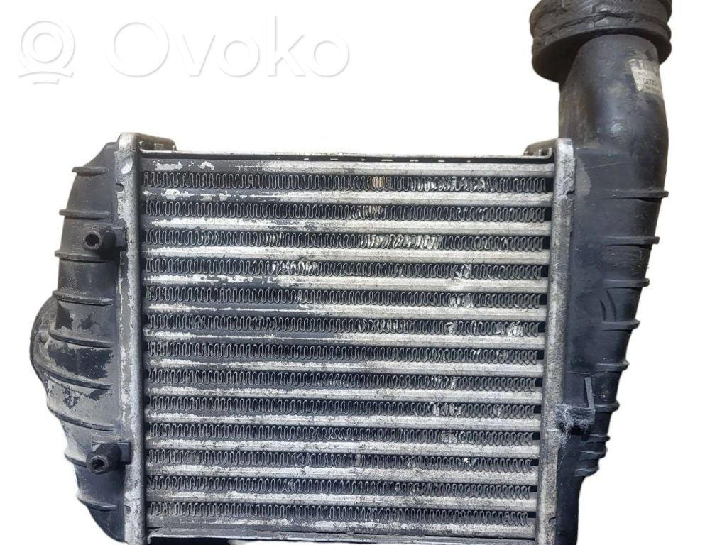 Chłodnica powietrza doładowującego / Intercooler   3B0145805J,1790765,4881488