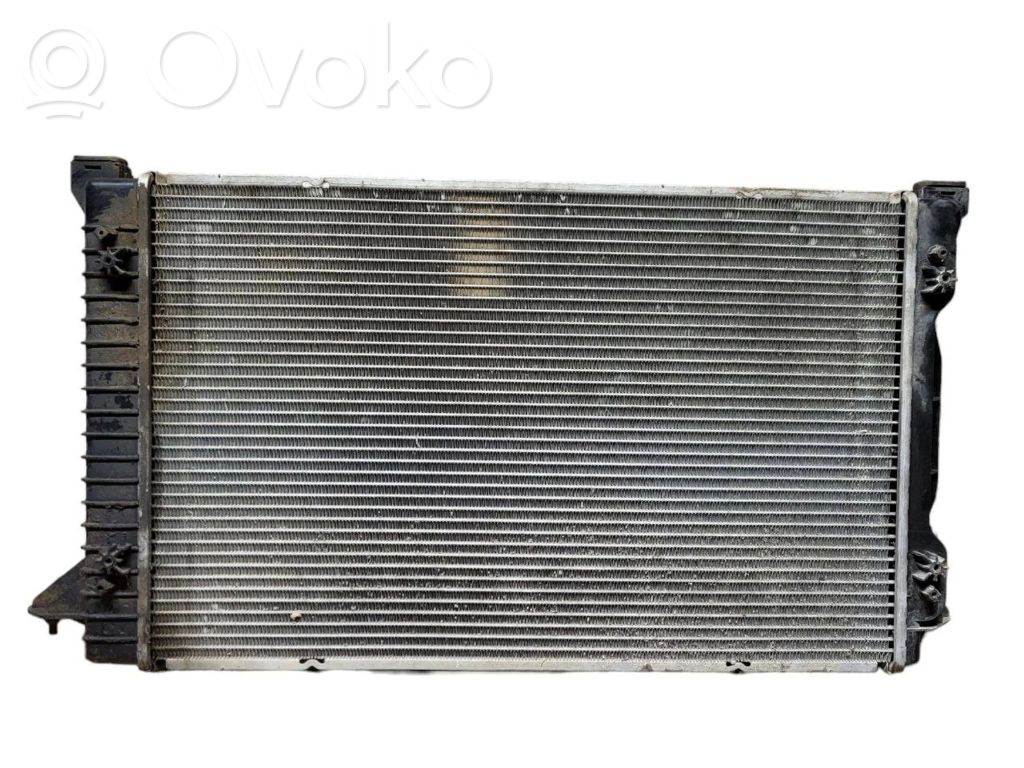 Audi A4 S4 B7 8E 8H Wasserkühler 