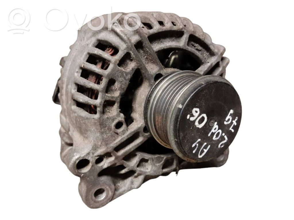 Audi A4 S4 B7 8E 8H Ģenerators 