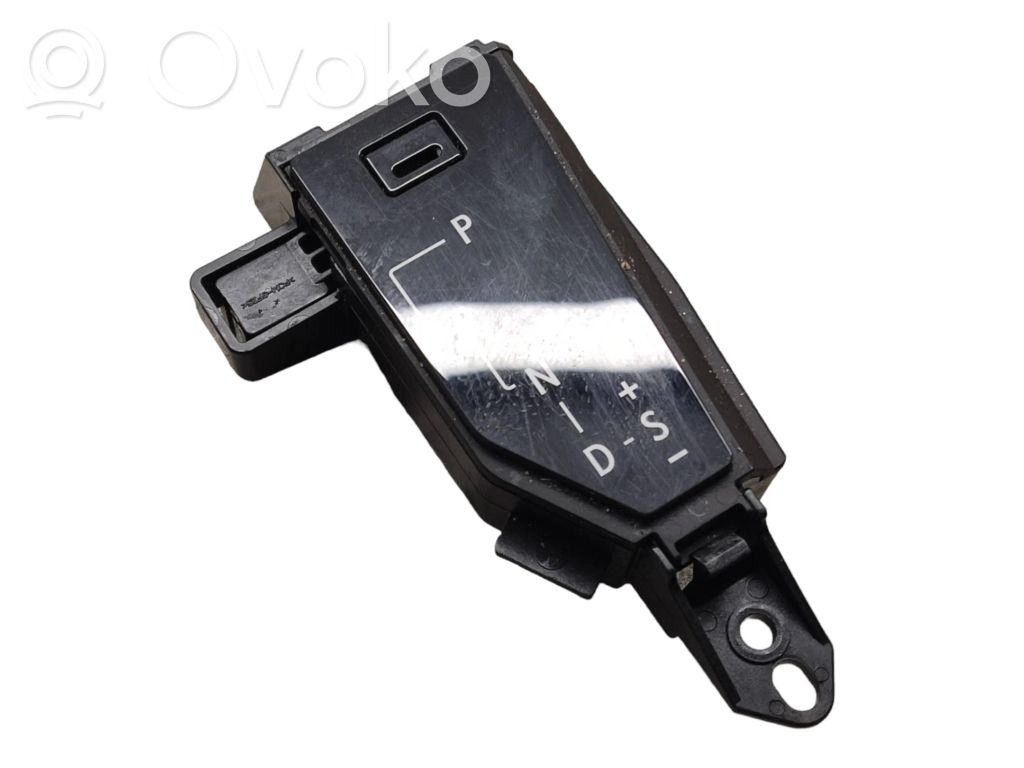 Gear shift selector indicator   76K116RHD