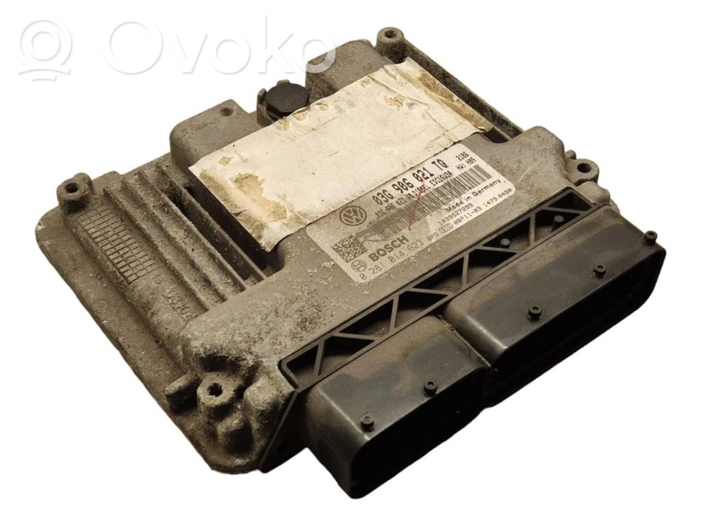 Volkswagen Golf V Engine control unit/module 