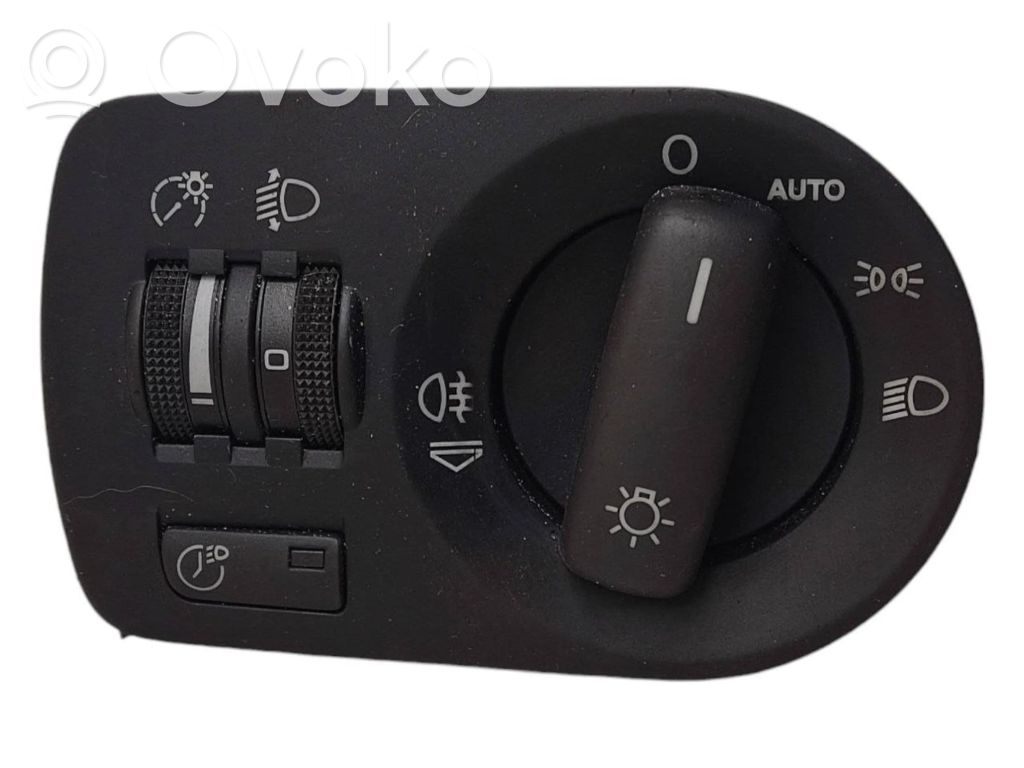 Audi A3 S3 A3 Sportback 8P Light switch 