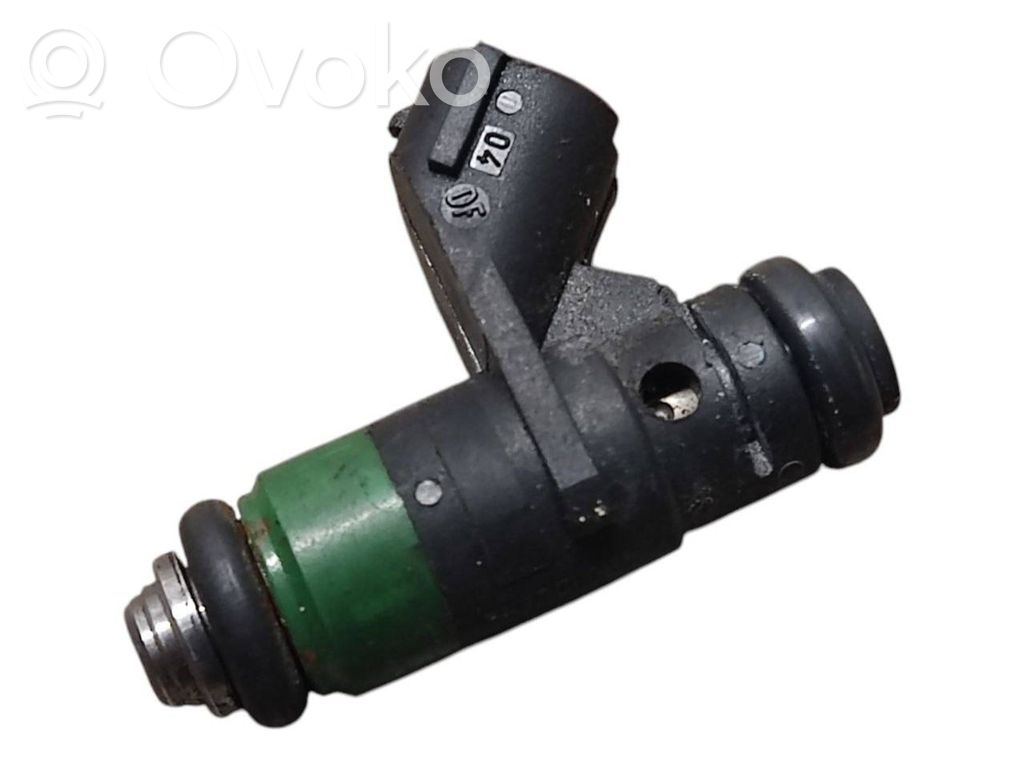 Skoda Fabia Mk2 (5J) Inyector de combustible 