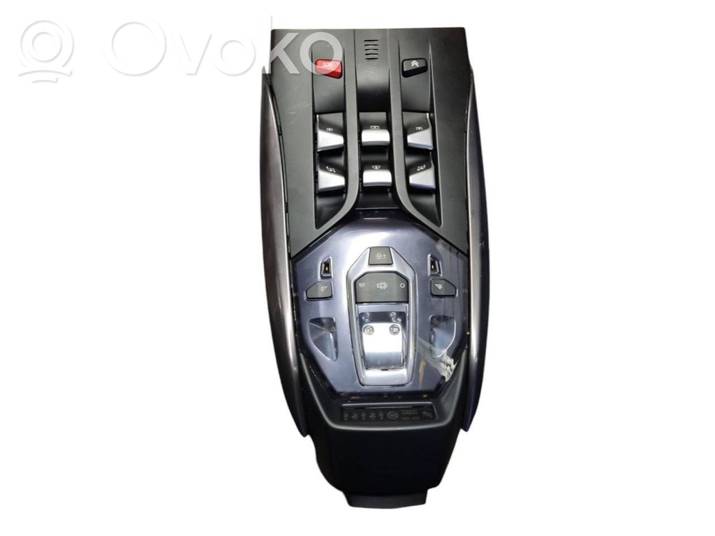 Citroen DS5 Headlining lighting console trim 