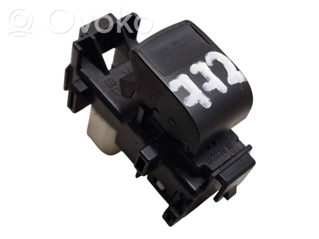 Electric window control switch   19282910